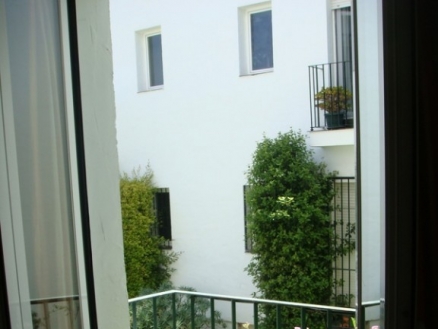 town Apartment 214869