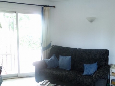 town Apartment 214881