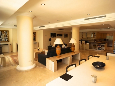 New Golden Mile property: Apartment for sale in New Golden Mile, Malaga 214900