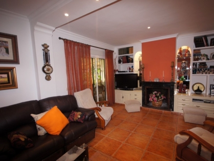 Nueva Andalucia property: Townhome with 4 bedroom in Nueva Andalucia 214901