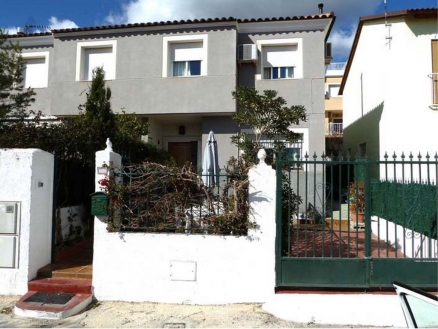 Aigues property: Townhome for sale in Aigues 214915