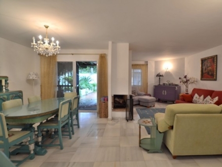 Nueva Andalucia property: Townhome with 4 bedroom in Nueva Andalucia, Spain 214937