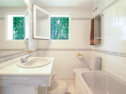 Las Chapas De Marbella property: Malaga property | 3 bedroom Apartment 214943