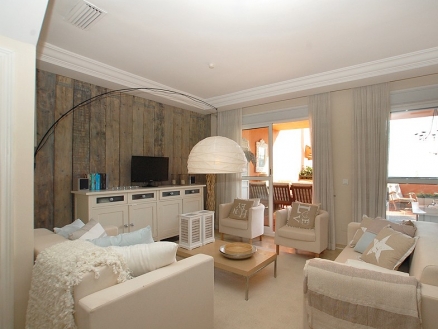Estepona property: Townhome with 3 bedroom in Estepona, Spain 214946