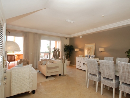 Estepona property: Townhome for sale in Estepona, Malaga 214946