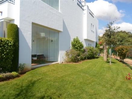 town Apartment 214962