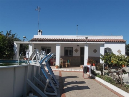 Estepona property: Villa for sale in Estepona 214976