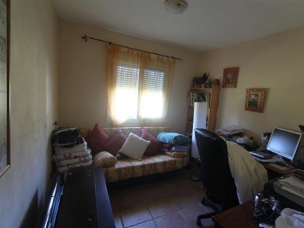 Estepona property: Malaga Villa 214976
