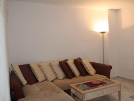 Miraflores property: Apartment for sale in Miraflores, Spain 214986