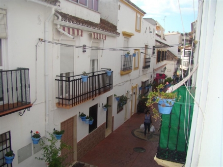 Estepona property: Townhome with 2 bedroom in Estepona, Spain 214988