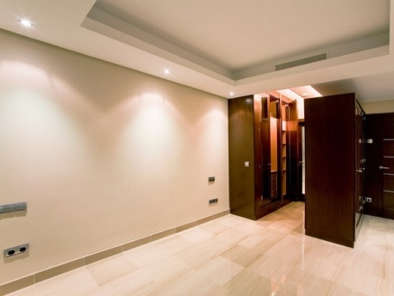 Estepona property: Apartment for sale in Estepona, Malaga 214999