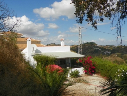 Alhaurin El Grande property: Villa with 3 bedroom in Alhaurin El Grande 215003