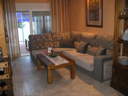 Calahonda property: Apartment with 2 bedroom in Calahonda 215007