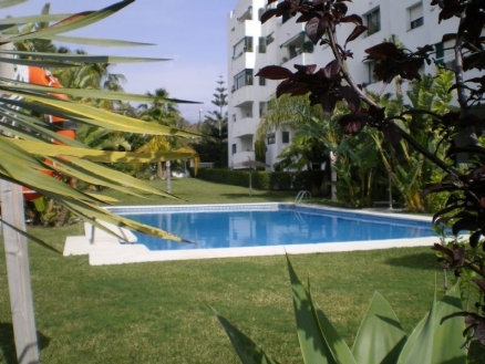 San Pedro de Alcantara property: Apartment with 3 bedroom in San Pedro de Alcantara 215009