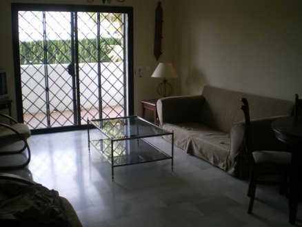 San Pedro de Alcantara property: Apartment with 3 bedroom in San Pedro de Alcantara, Spain 215009