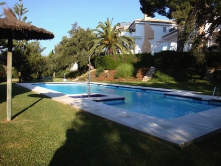Elviria property: Apartment for sale in Elviria 215011