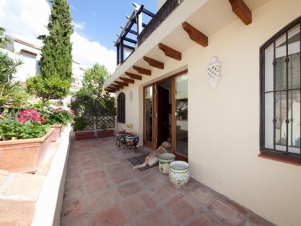 Nueva Andalucia property: Nueva Andalucia Apartment 215014