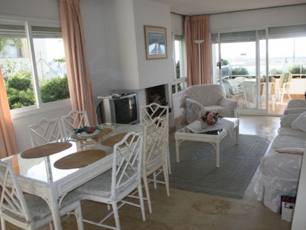 Estepona property: Apartment for sale in Estepona, Spain 215025