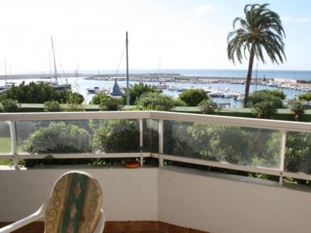 Estepona property: Malaga Apartment 215025