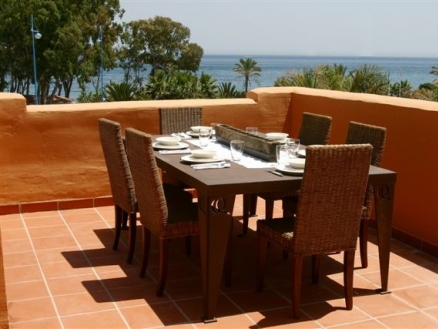 San Pedro de Alcantara property: Apartment in Malaga for sale 215026