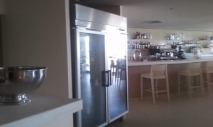 Marbella property: Commercial for sale in Marbella 215028