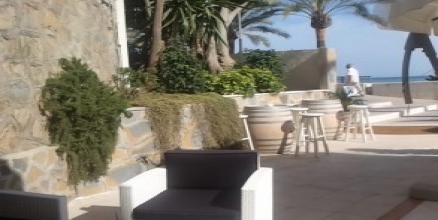 Marbella property: Commercial with 6 bedroom in Marbella 215028