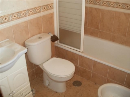 Estepona property: Apartment for sale in Estepona, Malaga 215034