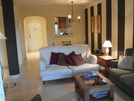 Elviria property: Apartment for sale in Elviria 215041