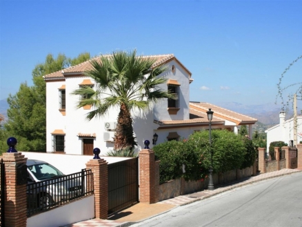 Alhaurin El Grande property: Villa in Malaga for sale 215046