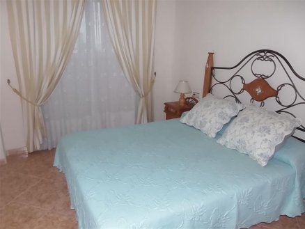 Fuengirola property: Apartment for sale in Fuengirola, Malaga 215050