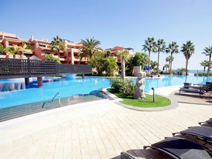 Estepona property: Apartment for sale in Estepona 215063