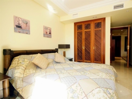 Estepona property: Malaga property | 3 bedroom Apartment 215063
