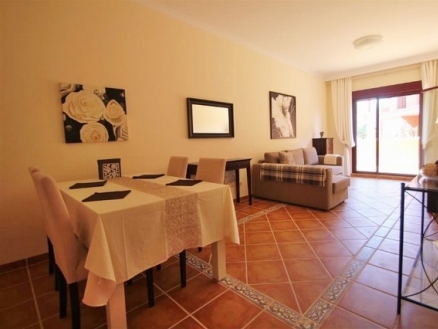 Benahavis property: Apartment with 1 bedroom in Benahavis 215071