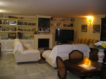 Marbella property: Villa with 5 bedroom in Marbella, Spain 215072