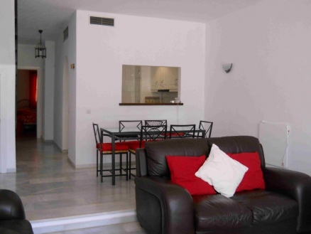 Aloha property: Aloha Townhome 215079