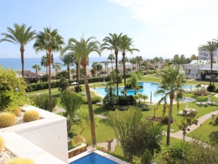Puerto Banus property: Apartment for sale in Puerto Banus 215102
