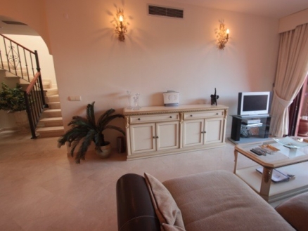 Los Monteros property: Los Monteros Apartment 215111