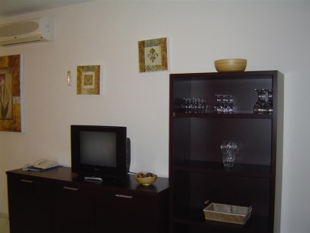 Miraflores property: Apartment for sale in Miraflores, Malaga 215117