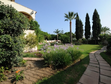 Sierra Blanca property: Malaga property | 6 bedroom Villa 215128