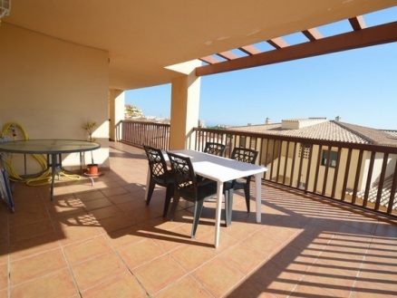 Apartment with 2 bedroom in town 215129