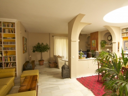 Aloha property: Townhome with 4 bedroom in Aloha 215143