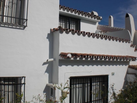 San Pedro de Alcantara property: Townhome with 3 bedroom in San Pedro de Alcantara 215145