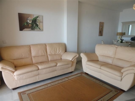 Calahonda property: Apartment for sale in Calahonda, Malaga 215148
