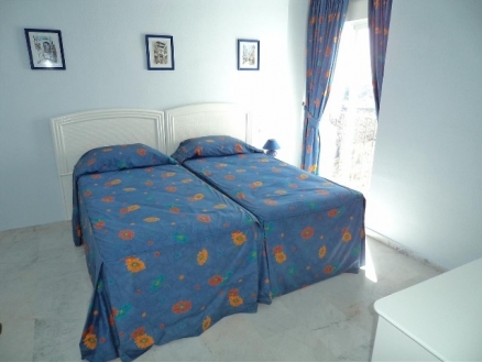Calahonda property: Malaga property | 3 bedroom Apartment 215150