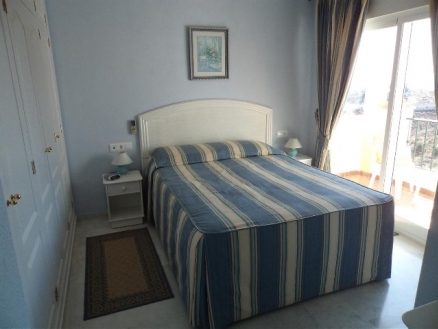 Calahonda property: Calahonda Apartment 215150