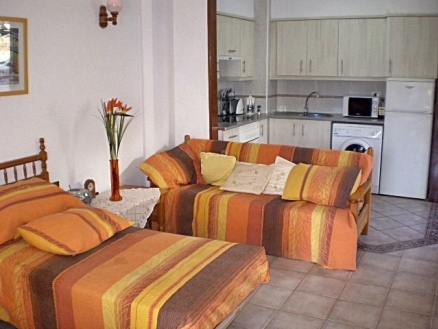 Studio with bedroom in town 215152