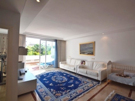 Puerto Banus property: Apartment with 2 bedroom in Puerto Banus 215155