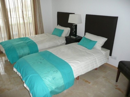 Malaga property | 3 bedroom Apartment 215160