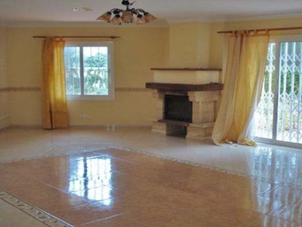 El Faro property: Villa for sale in El Faro 215187