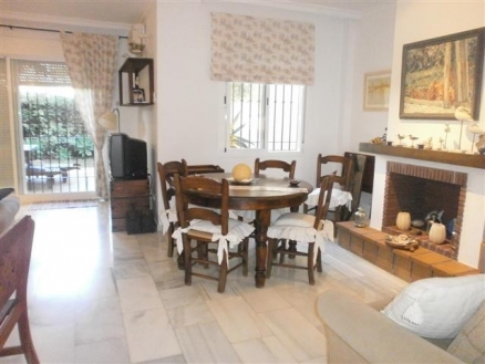 San Pedro de Alcantara property: Townhome with 3 bedroom in San Pedro de Alcantara, Spain 215190